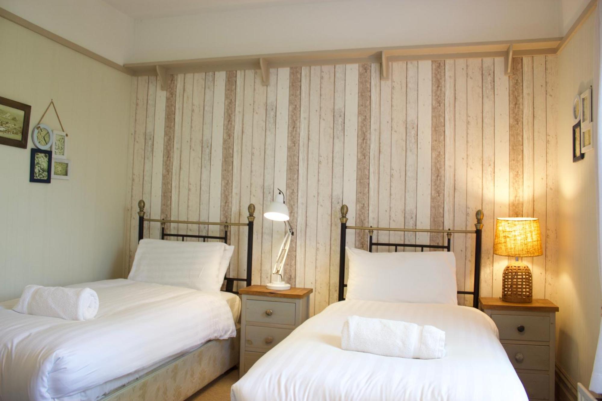 Durdle Door Hotel Лулуърт Коув Екстериор снимка