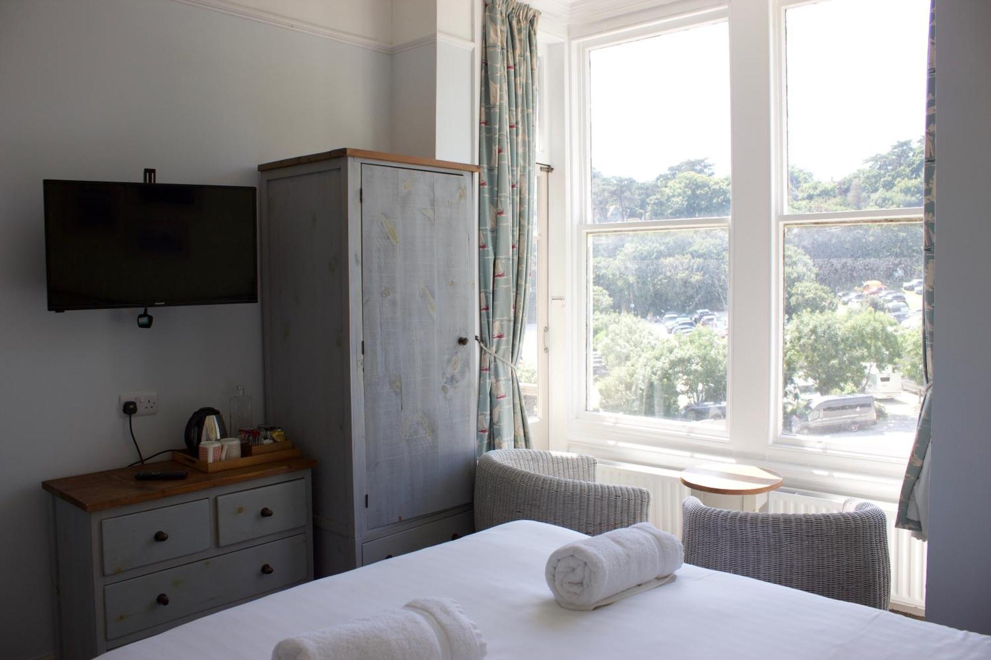 Durdle Door Hotel Лулуърт Коув Екстериор снимка