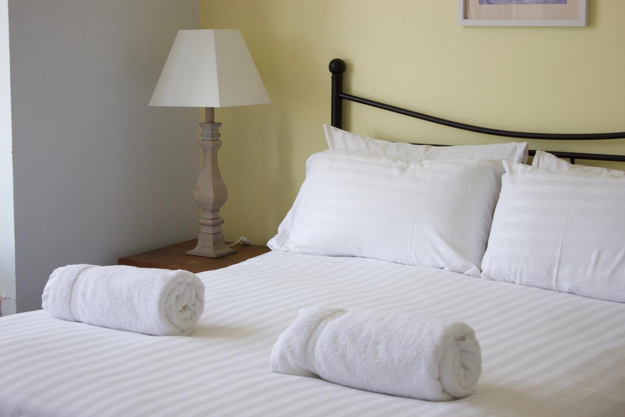 Durdle Door Hotel Лулуърт Коув Екстериор снимка